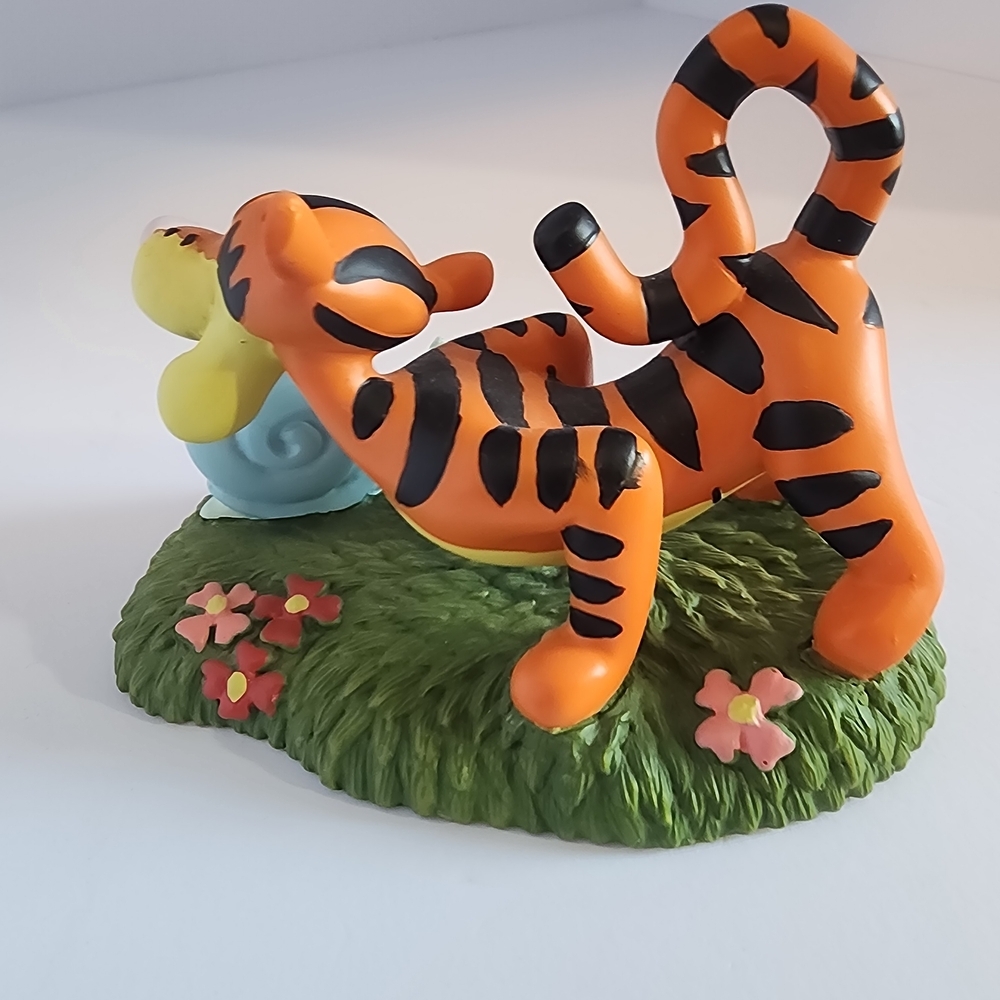 Disney Tigger Desk Clock - Picture 2 of 6